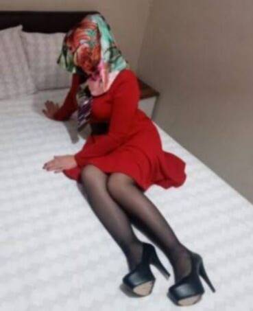 Türbanlı Escort Bayan Sinemle Tutkunun Adresi